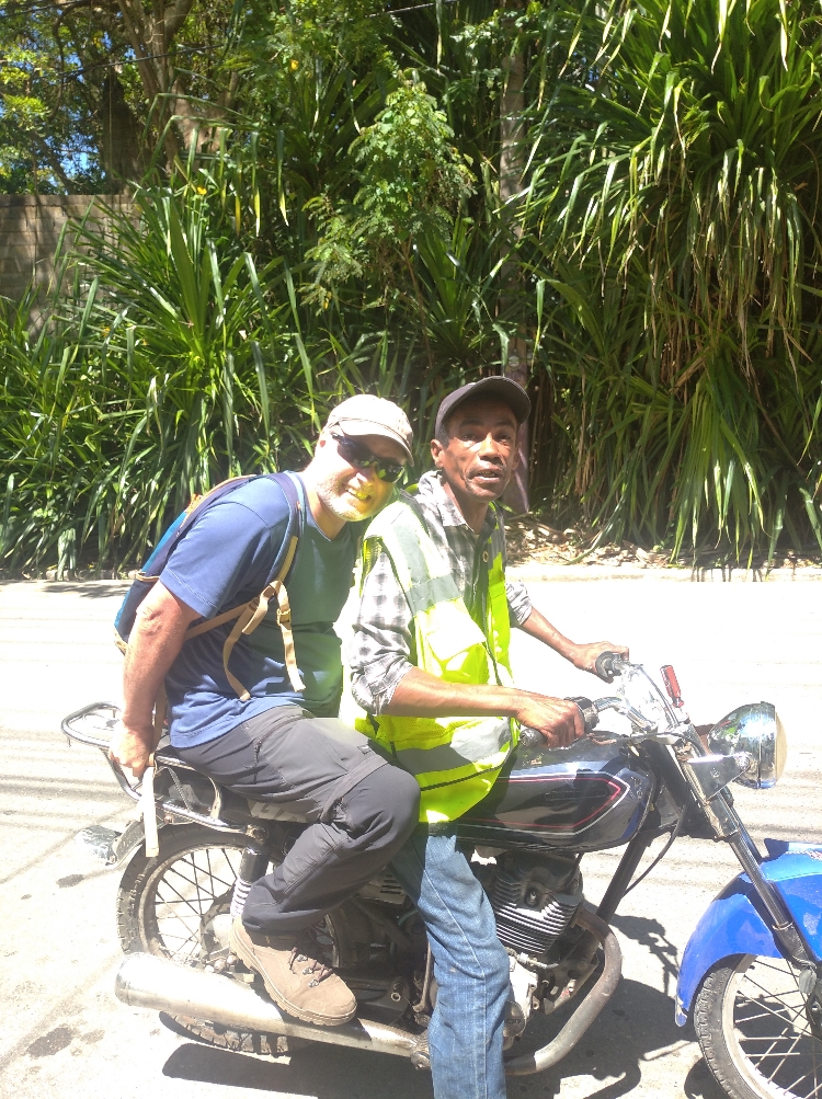 EN MOTOCOCHE